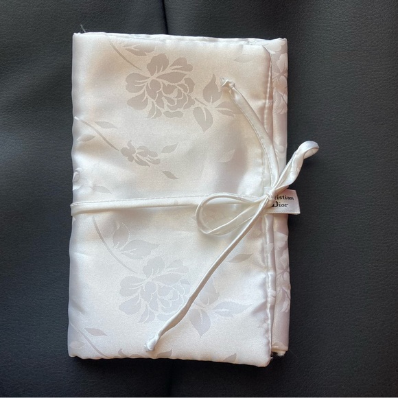 Dior Handbags - Vintage Christian Dior white trifold jewelry carrier (excellent condition)